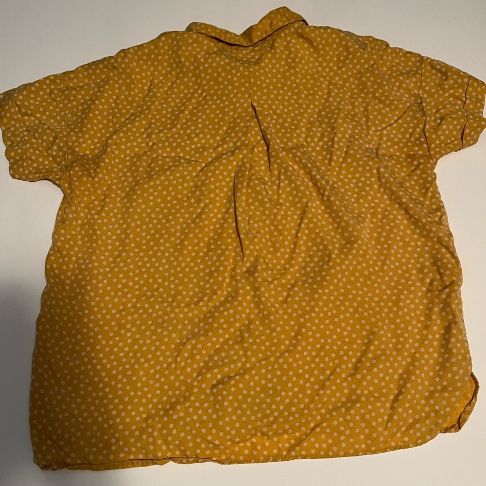 Duluth Trading Co Yellow Polka Dot Short-Sleeve Button-Down Shirt - Picture 14 of 14